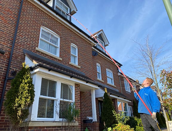 window-cleaners-south-holmwood